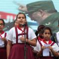 Niños cubanos rinden homenaje a Fidel Castro