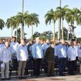 El presidente de la República Miguel Díaz-Canel Bermúdez, junto a más de dos mil villaclareños honran, desde la Plaza de la Revolución Ernesto Che Guevara de Santa Clara, al libertador de esta tierra en el aniversario 55 de su asesinato en Bolivia. Foto: Wilmer Rodríguez Fernández.