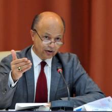 Dr.C. David Atchoarena, Director de la División de Políticas y Sistemas de Aprendizaje a lo Largo de la Vida, UNESCO, durante el Panel: Universidad y la Agenda 2030 de desarrollo sostenible, Universidad 2018 en el 11no. Congreso Internacional de Educación Superior, en el Palacio de Convenciones, Playa