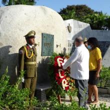 El eterno padre que nos condujo a la victoria recibió el tributo de su pueblo. Foto: Cortesía del autor