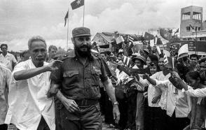 El primer ministro Pham Van Dong acompañó a Fidel en todo el recorridor. Foto: PL/ Archivo.