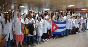 Nuestros médicos vienen dispuestos a cumplir nuevos compromisos. Foto: Juvenal Balán 