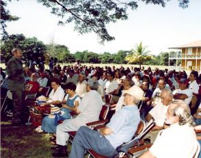 Presentación del Libro sobre Fidel Castro Todo el Tiempo de los Cedros