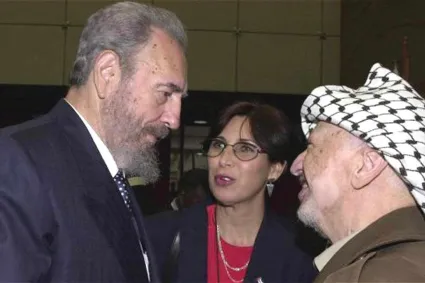fidel y yasser arafat