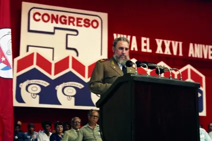 fidel Clausura en el III Congreso_cdr
