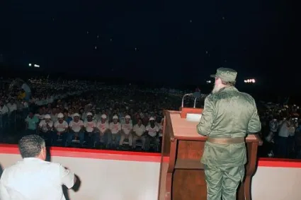 fidel pronuncia discurso en la Inauguración del Aeropuerto Internacional de Varadero